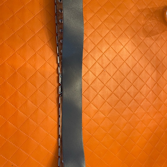 In Transit metal & soft leather Belt - Picture 5 of 7